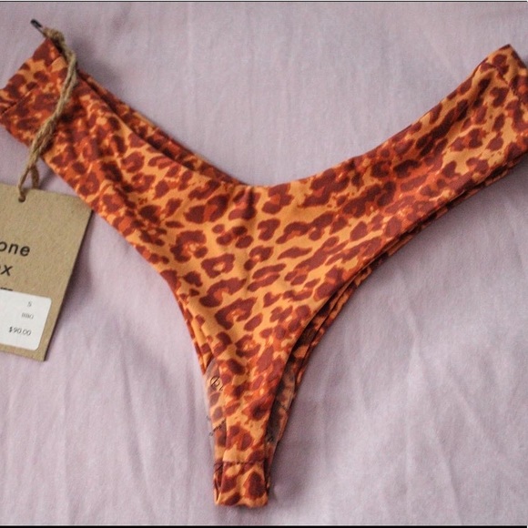 Stone Fox Bottoms - Picture 3 of 3